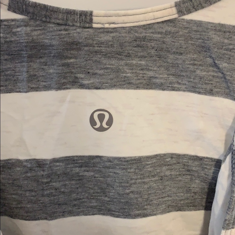 Tank top - Picture 2 of 3